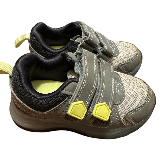 Carter’s Toddler Light Up Velcro Sneakers - Picture 1 of 10